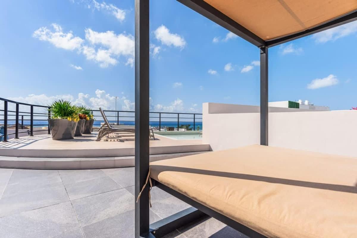 Private Location And Fridge 200m From